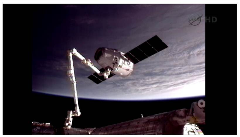 Illustration for article titled Watch Space X Dragon Make Its Historic ISS Dock Live (Updating)